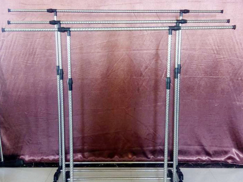 Garment Lever